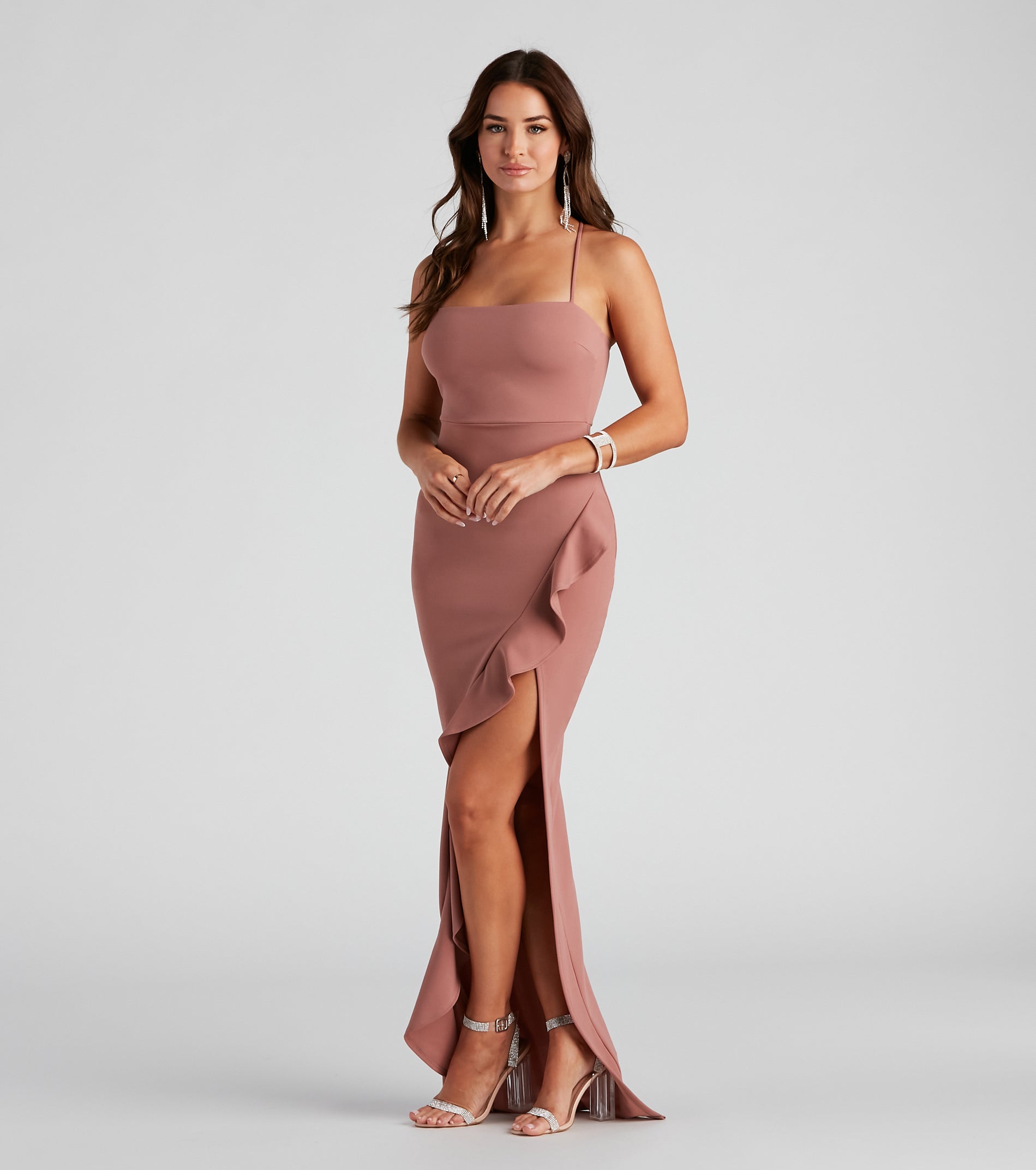 Tiffany Sleeveless High Slit Formal Dress provides a stylish summer wedding guest dress, the perfect dress for graduation, or a cocktail party look in the latest trends for 2024!