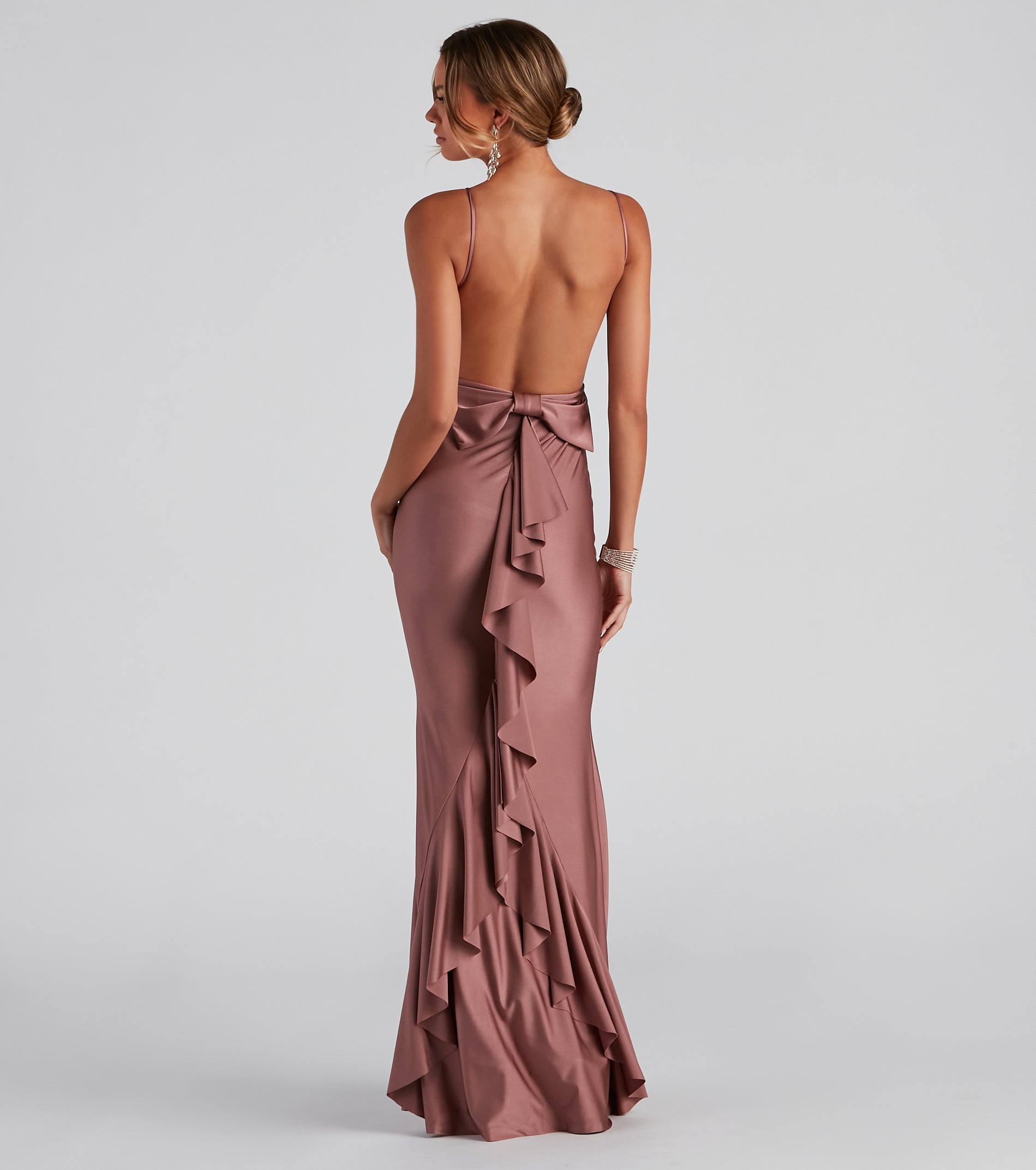 Meadow Formal Open Back Ruffled Dress creates the perfect summer wedding guest dress or cocktail party dresss with stylish details in the latest trends for 2023!