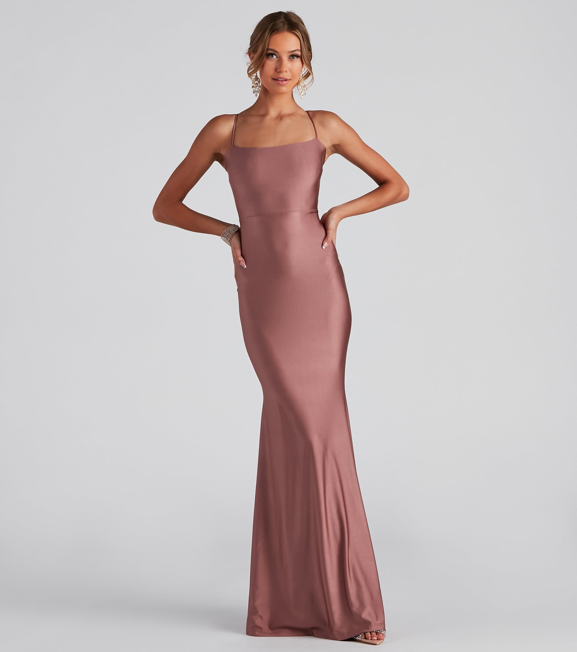 Meadow Formal Open Back Ruffled Dress creates the perfect summer wedding guest dress or cocktail party dresss with stylish details in the latest trends for 2023!