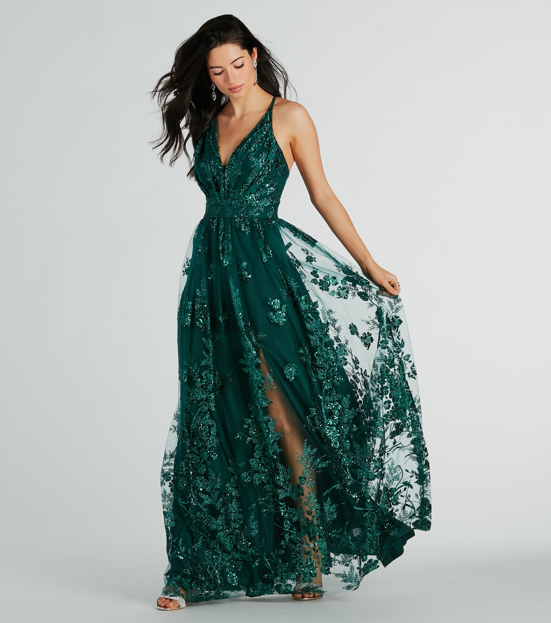 Ayva A-Line Glitter Sequin Tulle Formal Dress is the perfect prom dress pick with on-trend details to make the 2024 dance your most memorable event yet!