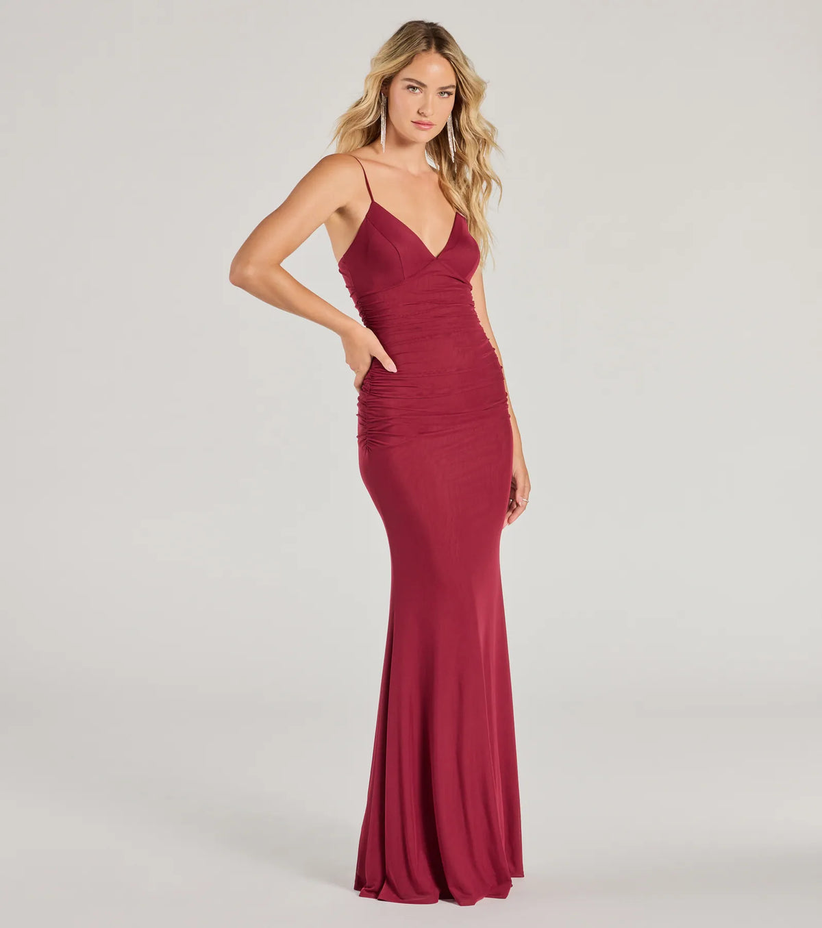 Kay Sleeveless V-Neck Mermaid Mesh Formal Dress