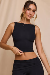 Hochgeschlossenes, rückenfreies Crop-Top in Schwarz