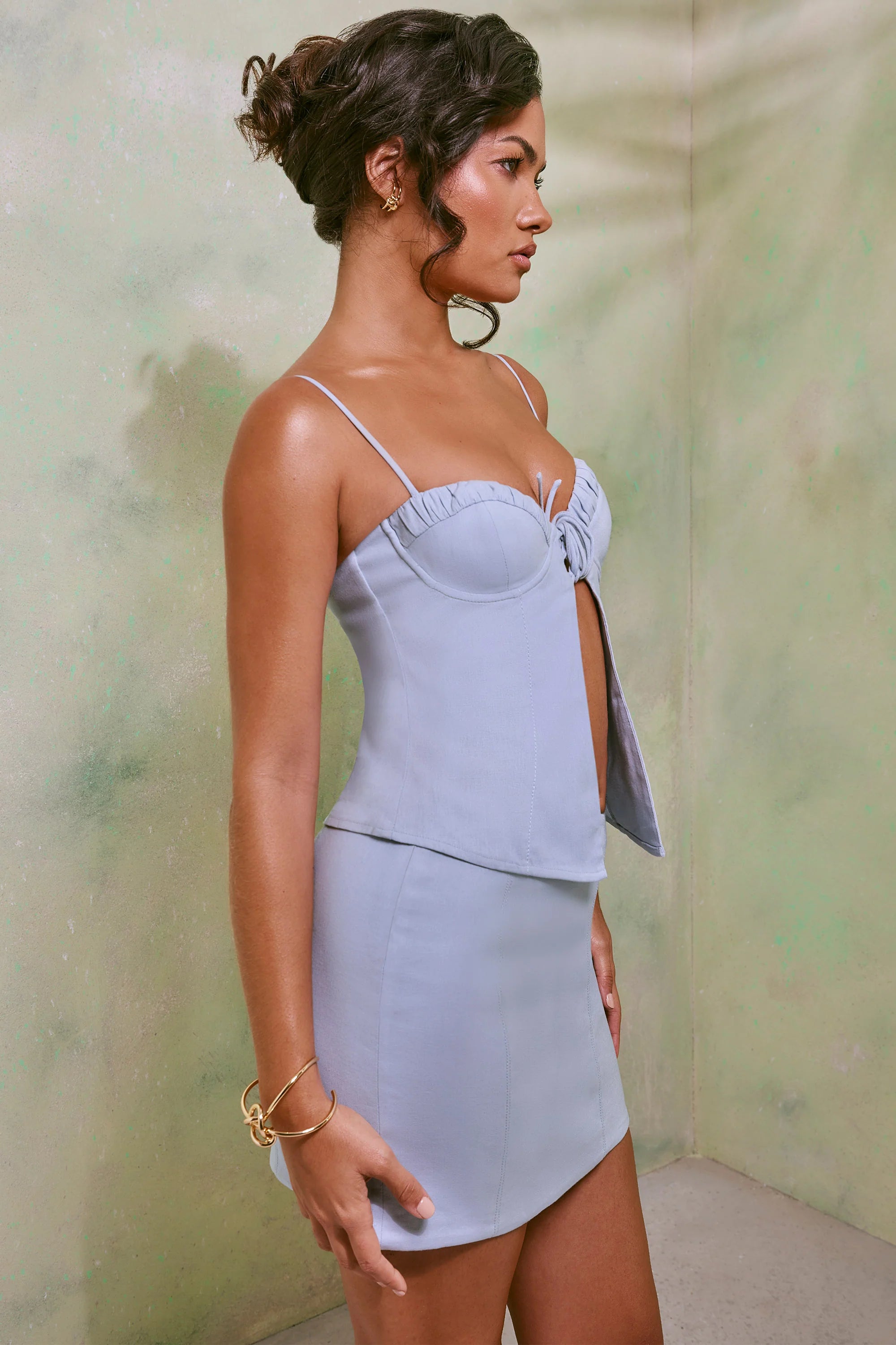 Sweetheart Neckline Front Tie Linen Top in Sky Grey