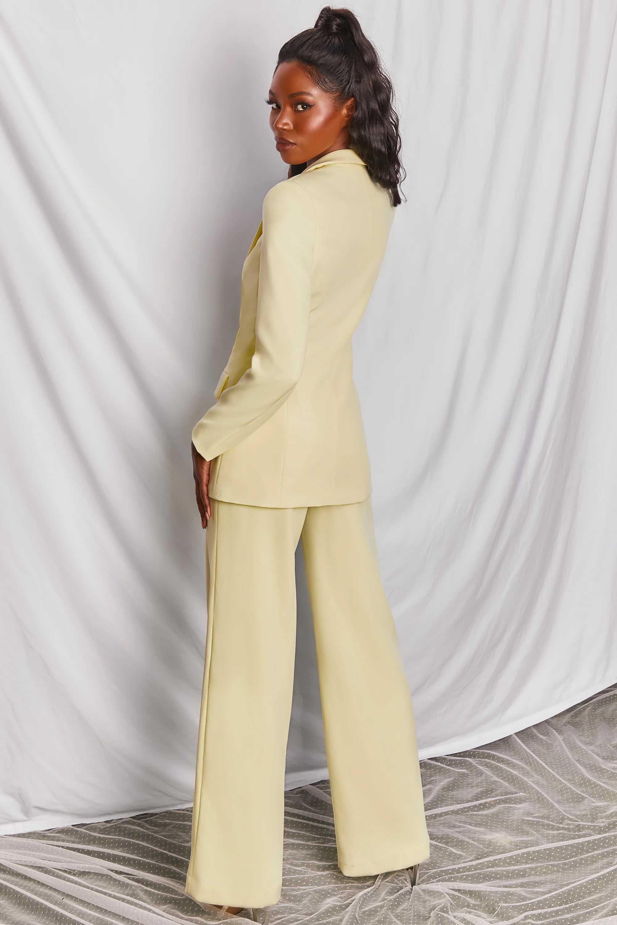 Wide Leg Trousers in Yellow