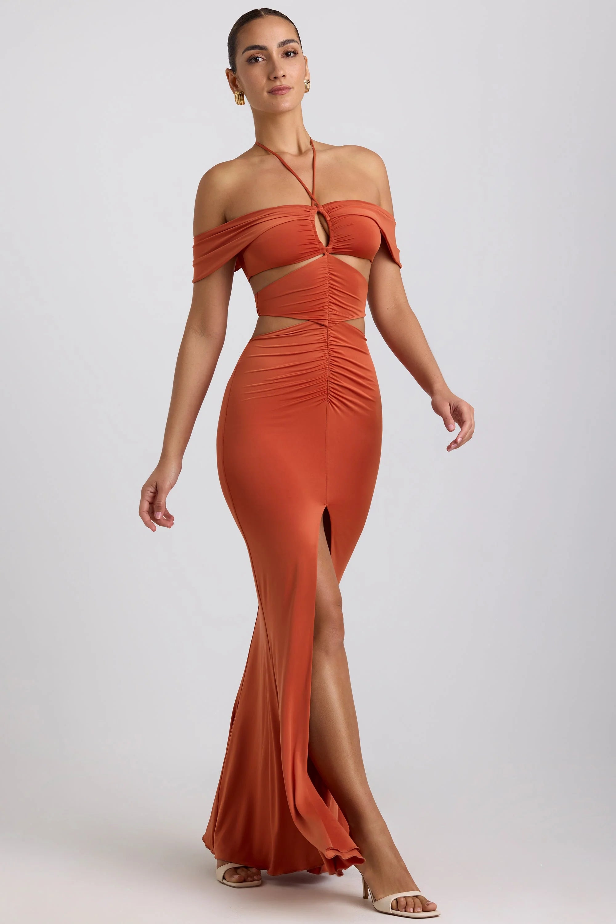 Anschmiegsames Neckholderkleid aus Jersey mit Cut-Outs in gebranntem Orange