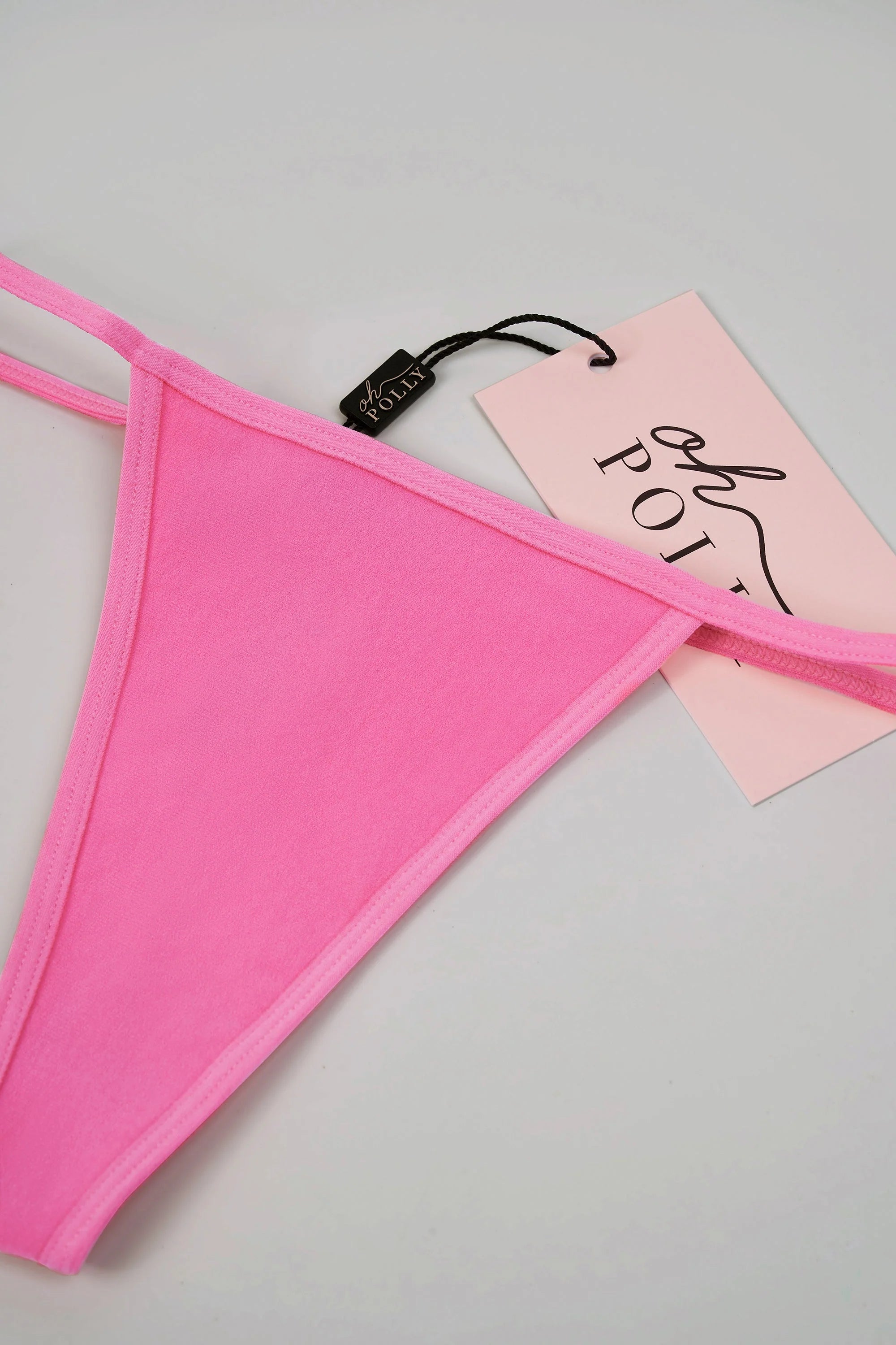 Mid-Rise Seamless Thong in Bubblegum Pink