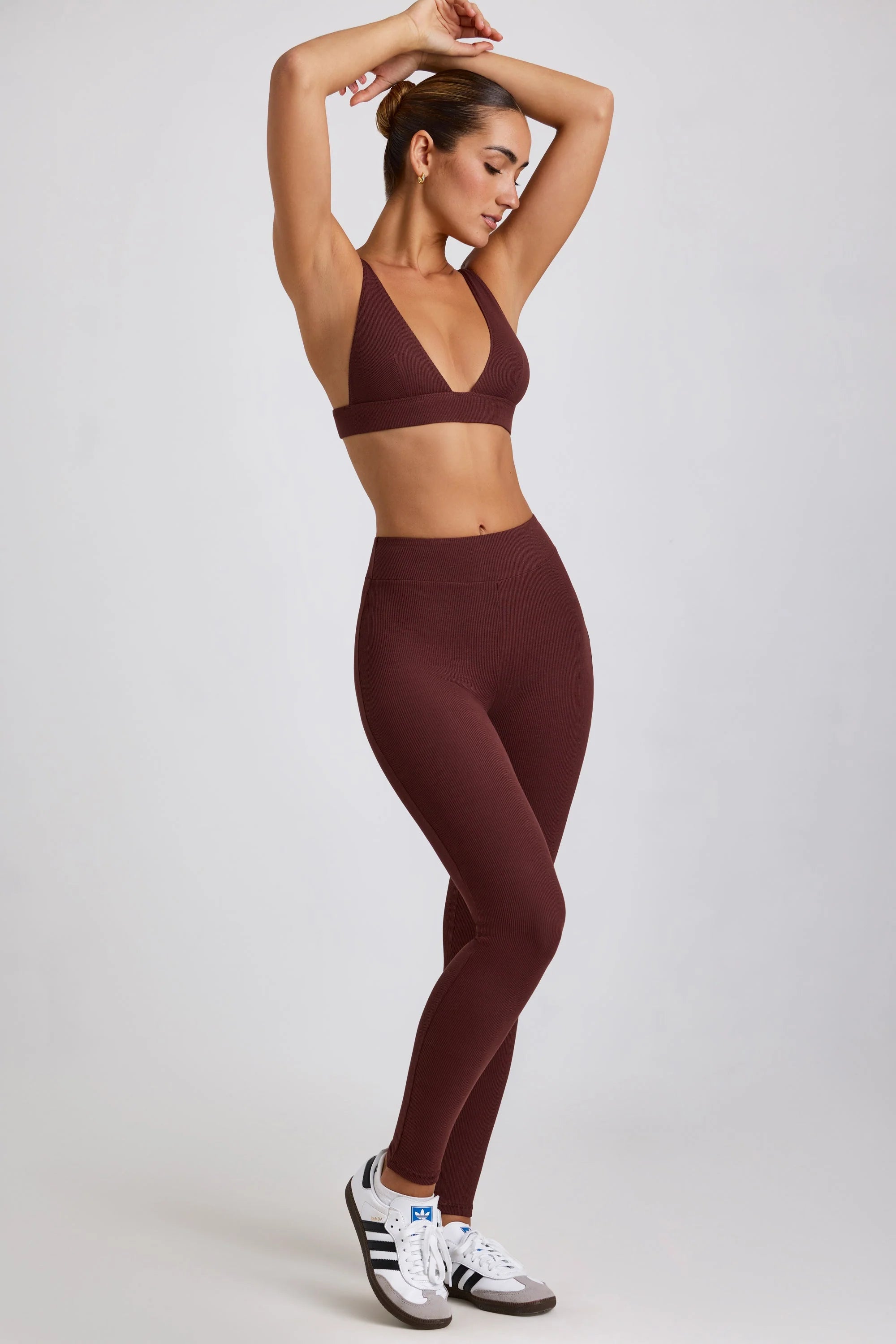 Gerippte Modal-Leggings mit hoher Taille in Espresso