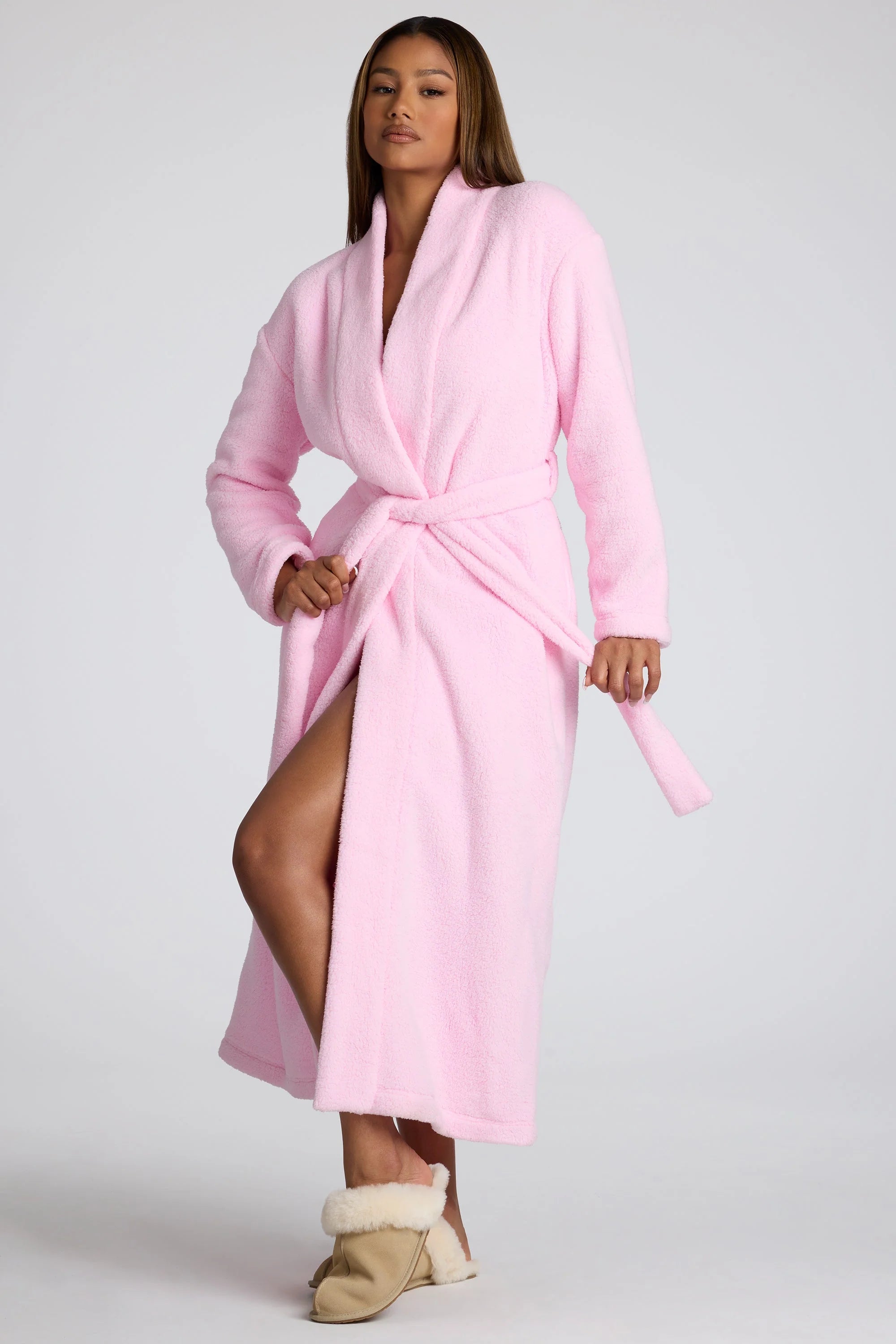 Tie Front Fleece Robe in Baby Pink