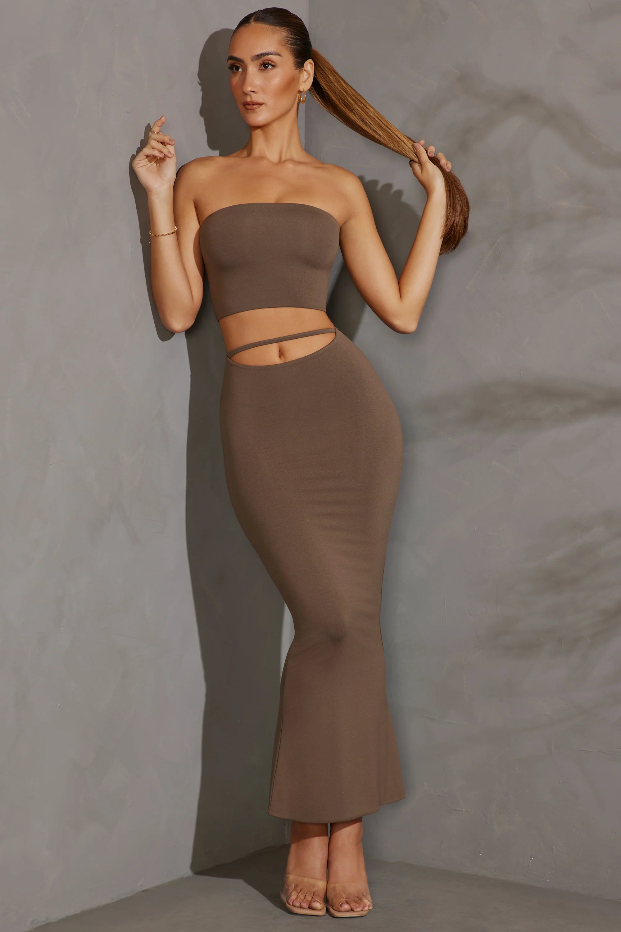 Bandeau-Crop-Top in Taupe