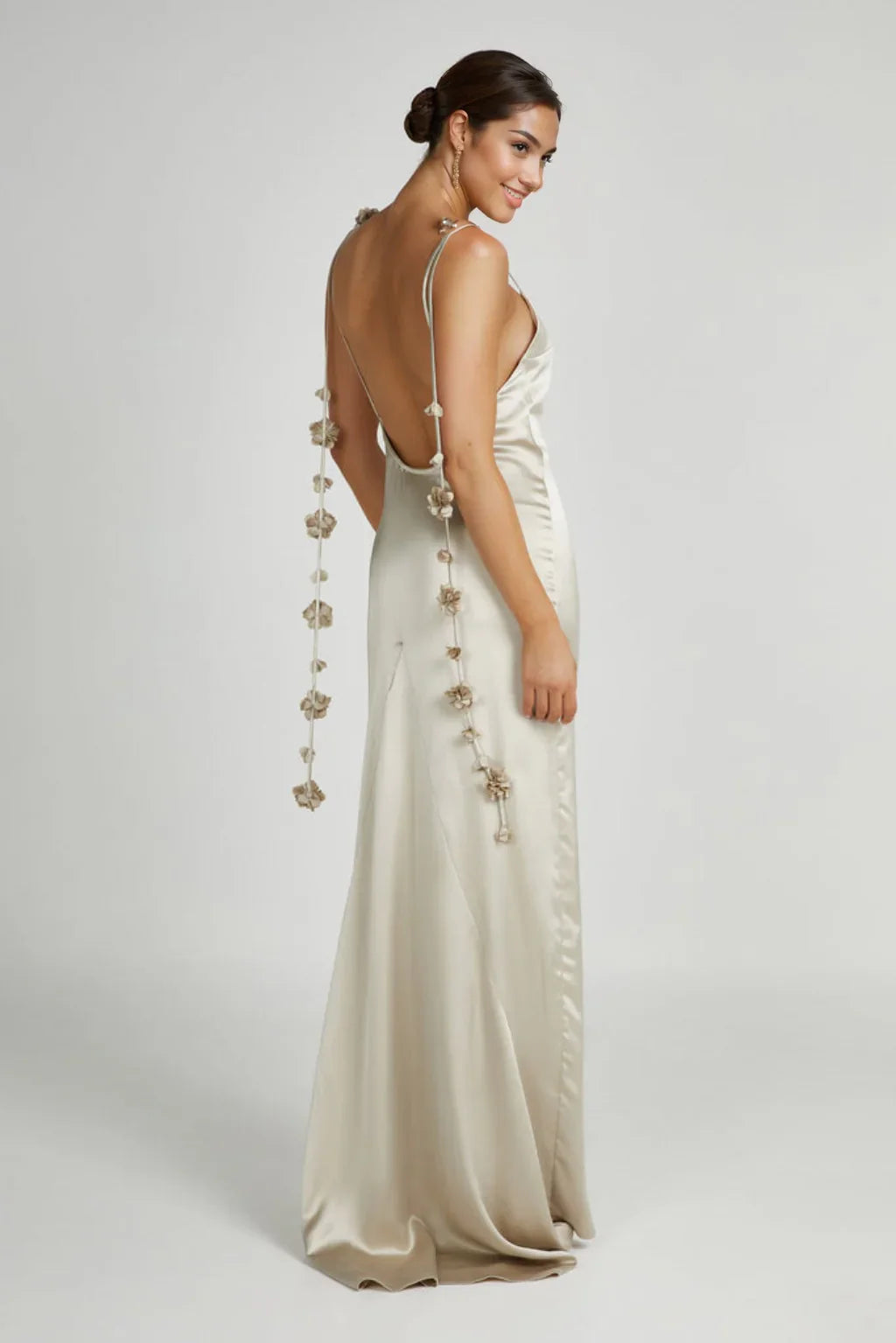 Elenora Rose Gown - Champagne