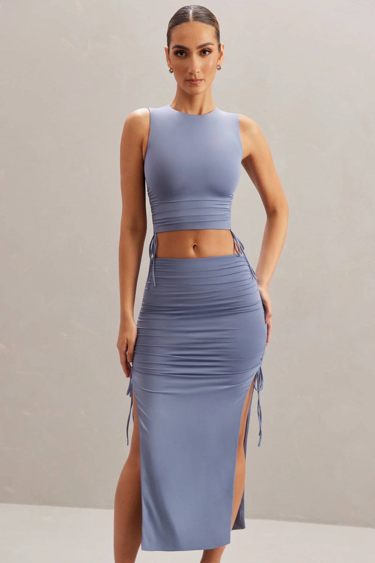 Mid Rise Midi Skirt in Blue