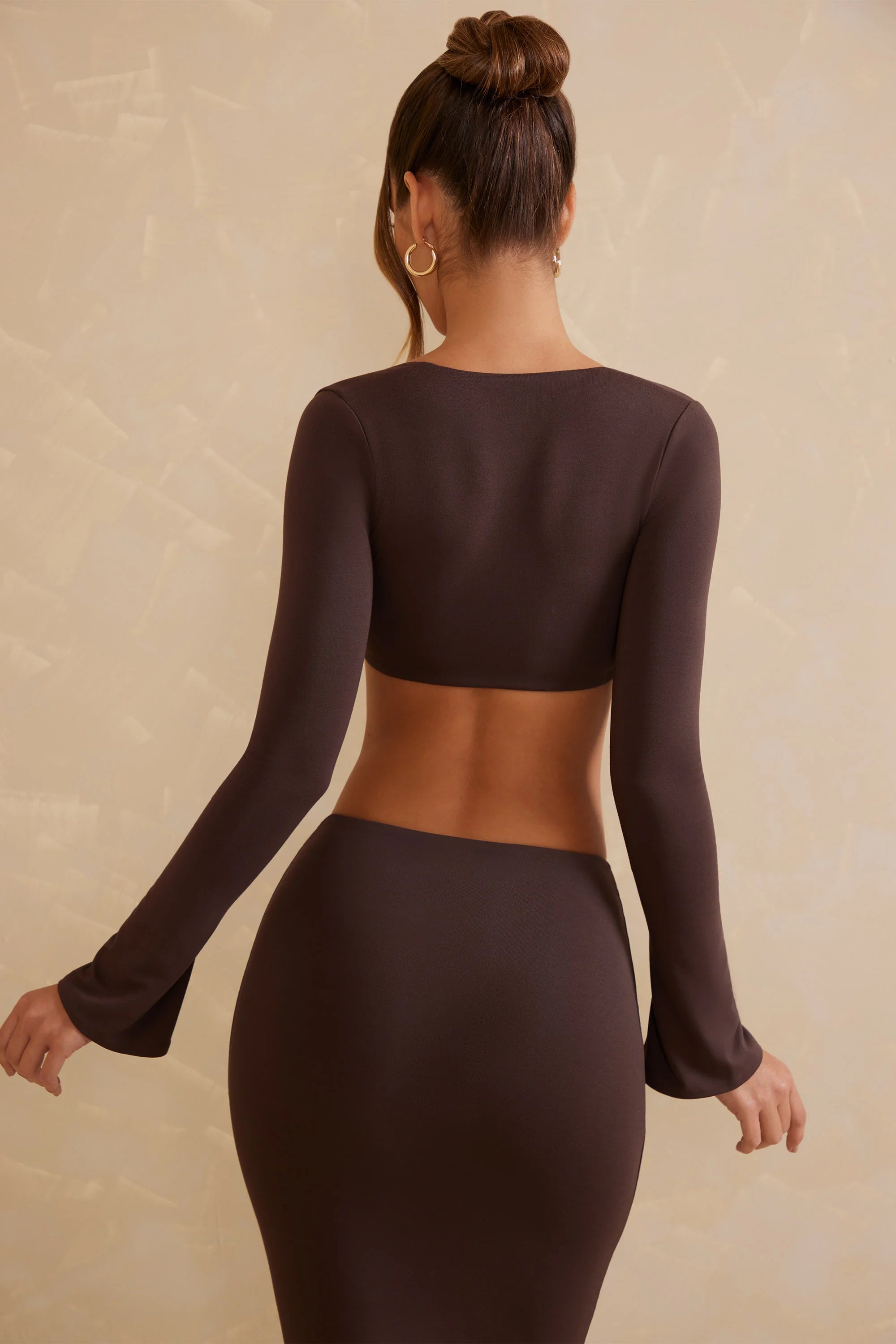 Long Sleeve Crop Top in Chocolate