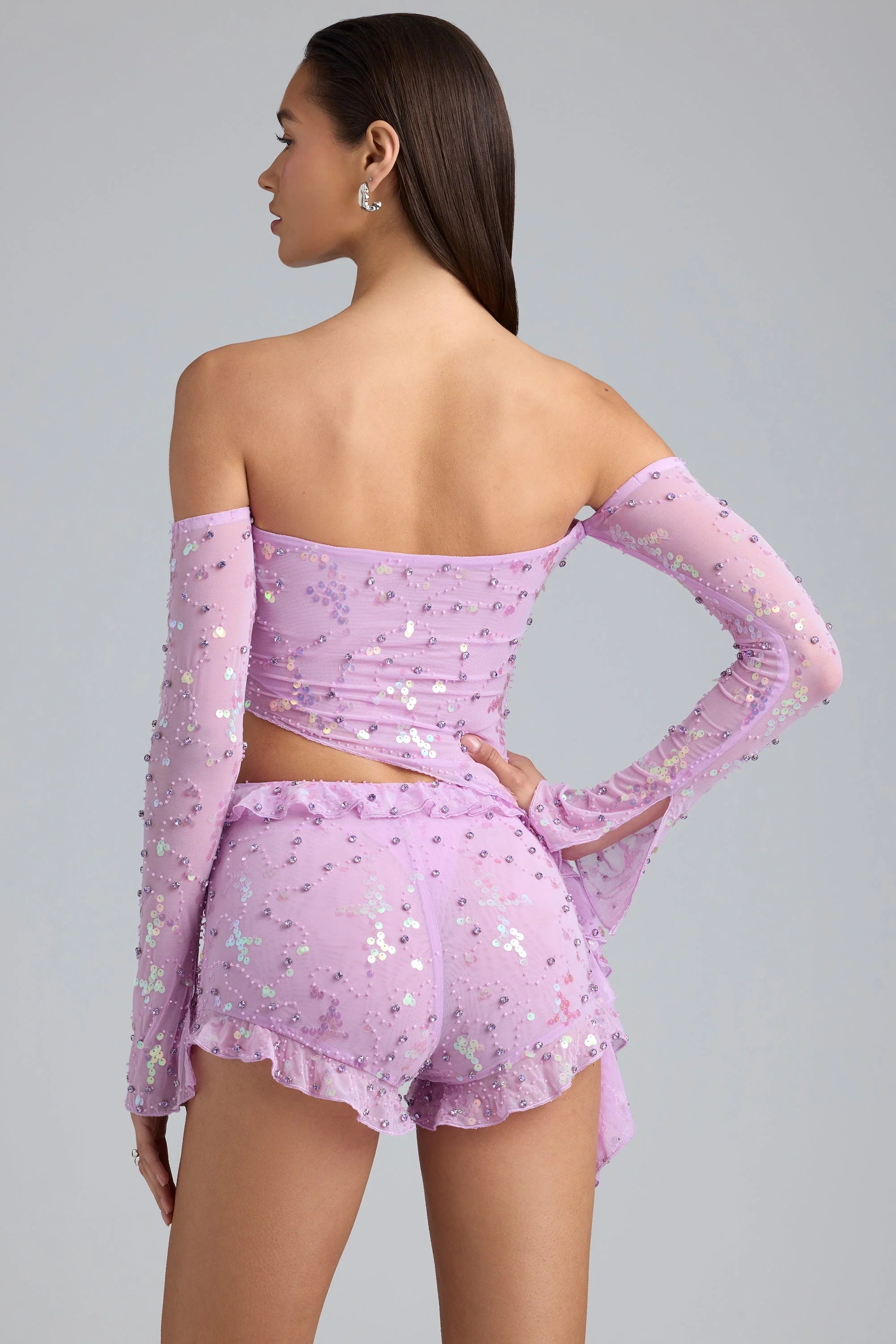 Hotpants mit mittelhohem Bund und Rüschen in Violett-Pink