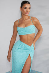 Verziertes, hinten überkreuztes Crop-Top in Aqua