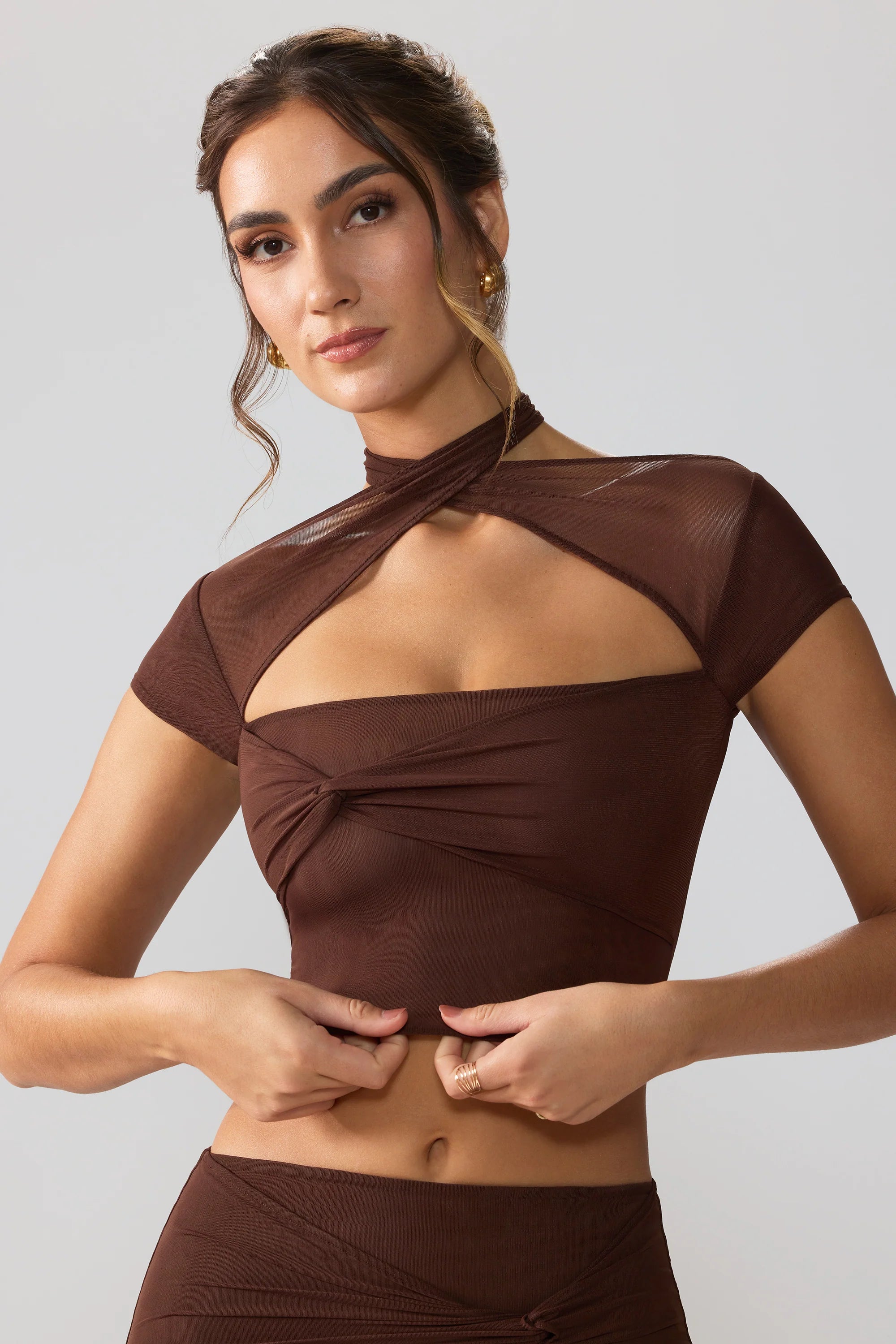 Mesh Cap Sleeve Cut Out Crop Top in Espresso