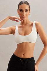 Bralette mit tiefem Ausschnitt in Elfenbein