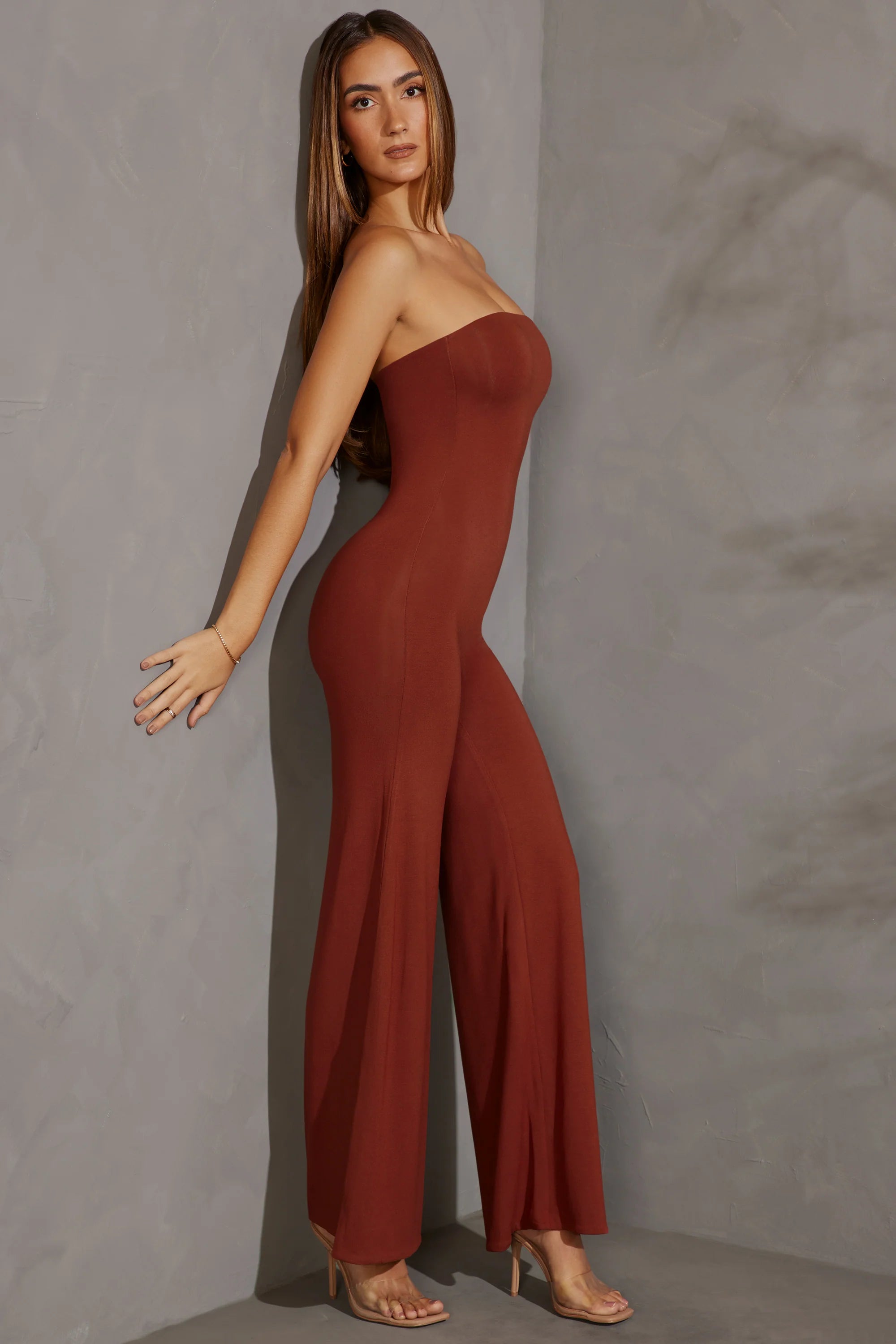 Bandeau-Jumpsuit mit weitem Bein in Ziegelrot