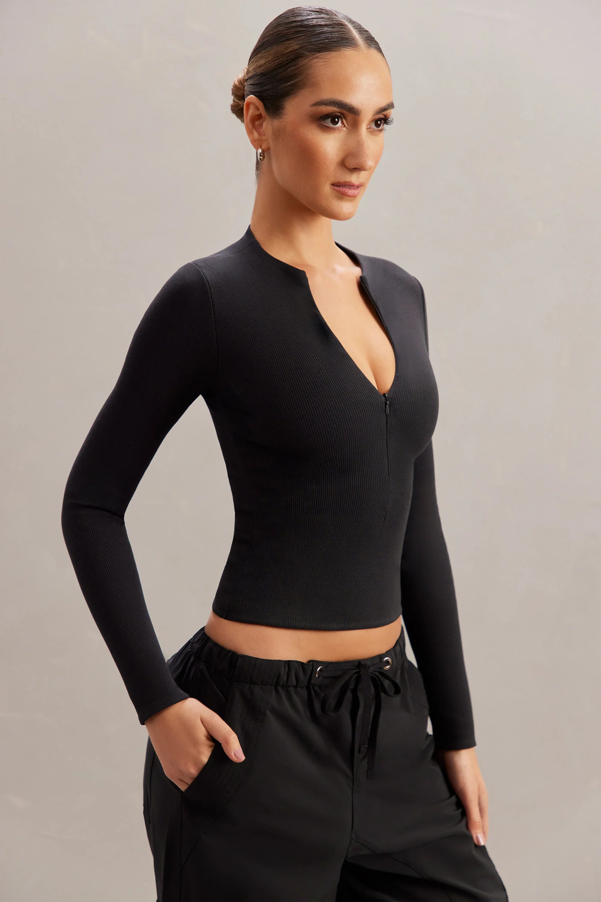 Long Sleeve Crop Top in Black