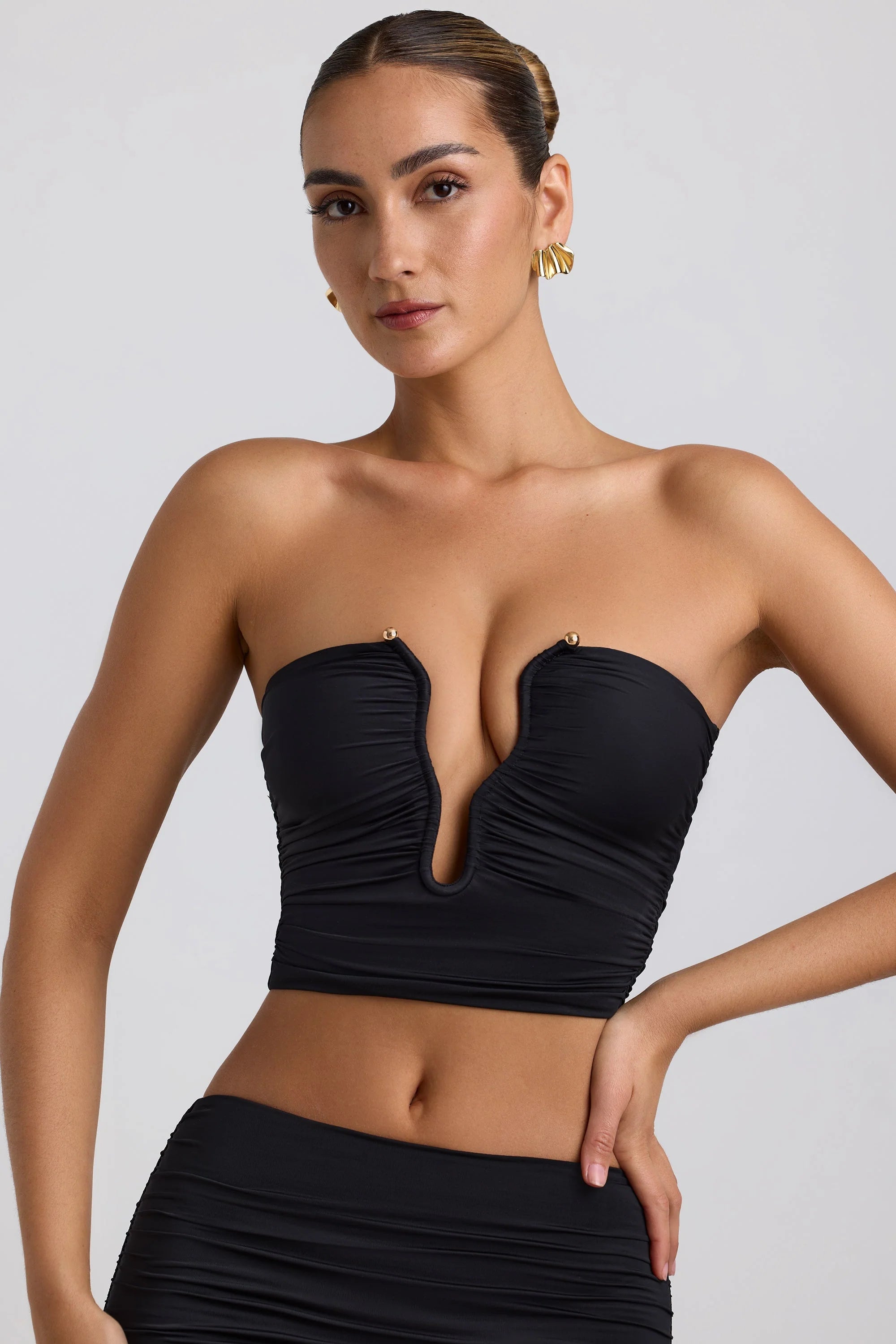 Slinky Jersey Ruched Hardware Detail Strapless Top in Black