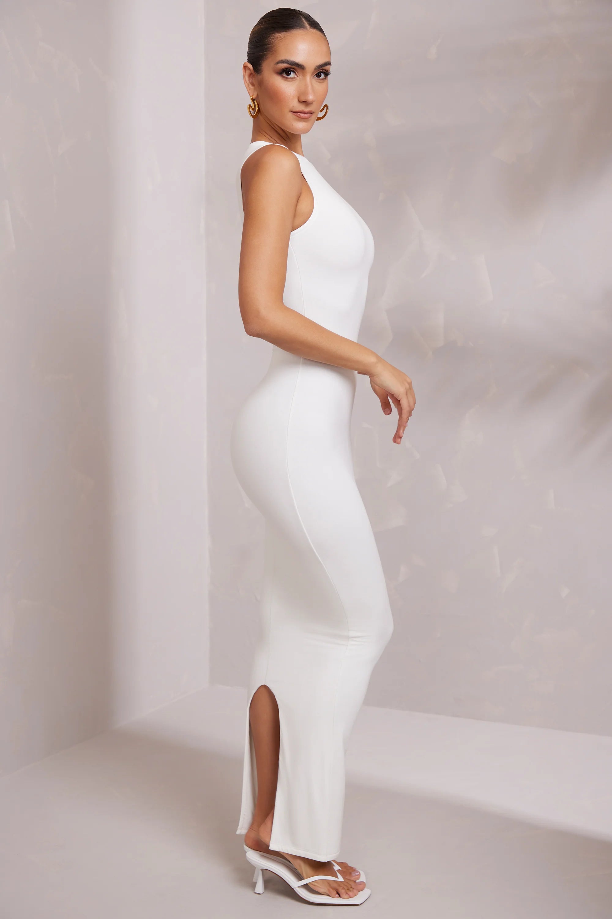 Contrast Stitch Sleeveless Maxi Dress in White