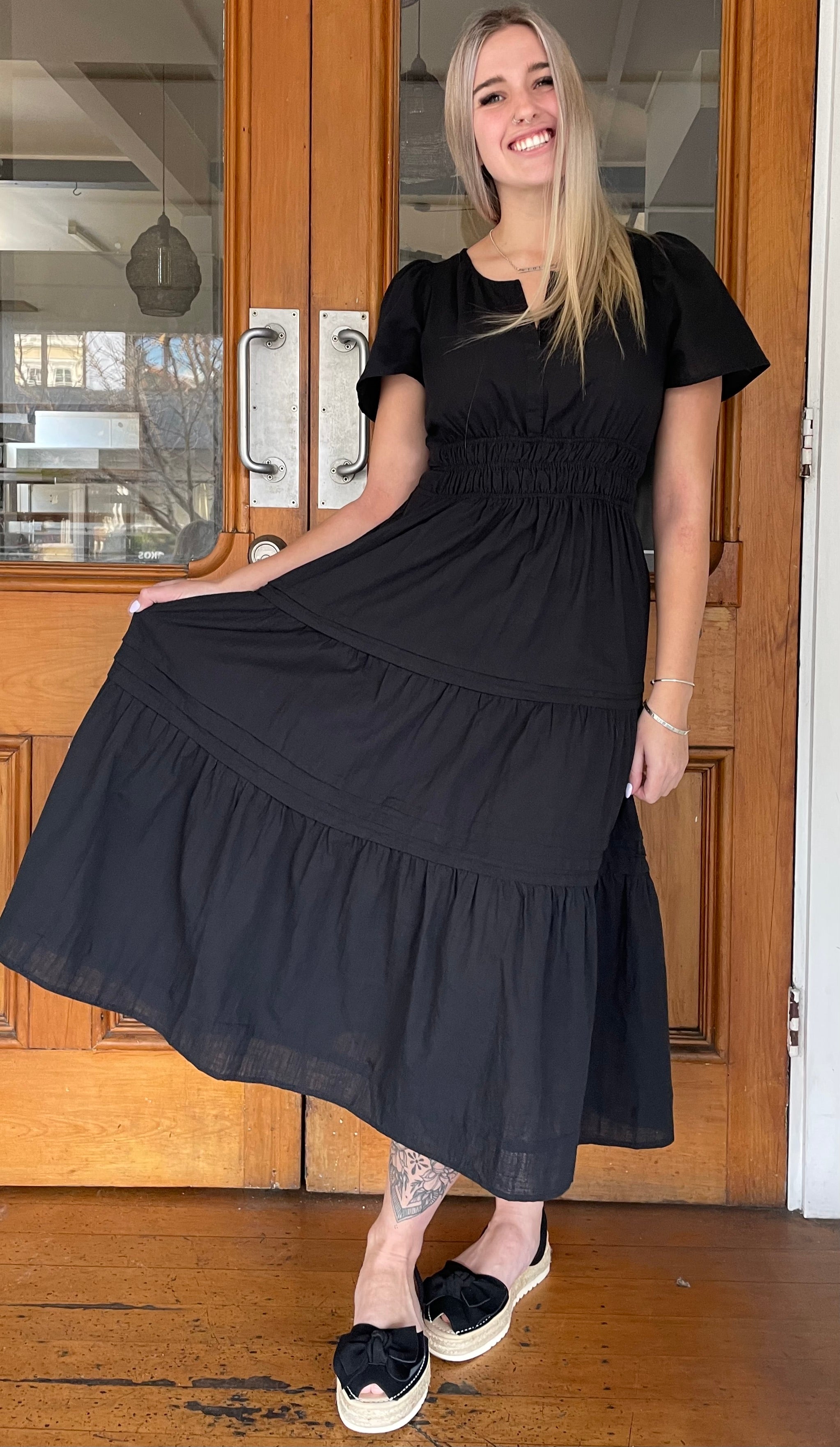 Tilly Tiered Midi Dress Black